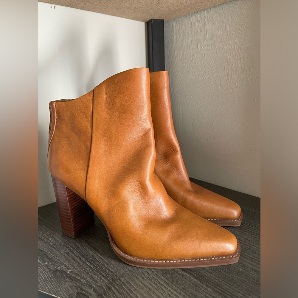Vence camuto 81/2 M ✨ 👢 NWT